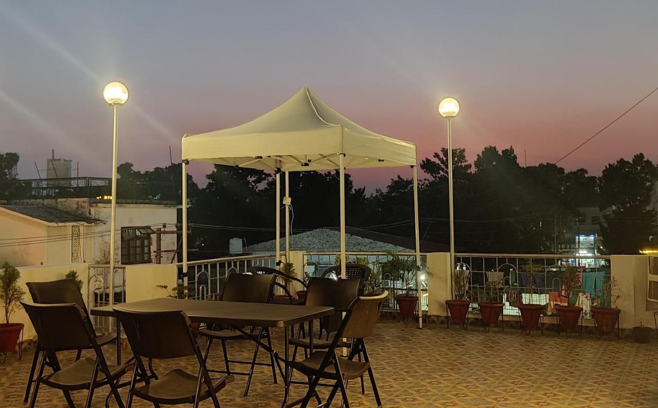 Solitude, The Boutique Hotel Haldwāni Zewnętrze zdjęcie